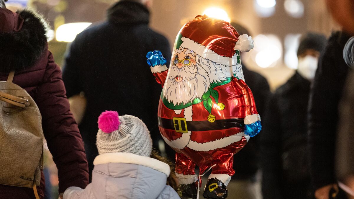 Ab Weihnachten kommen neue Corona-Regeln auf den Landkreis Cuxhaven zu. Foto: Hannes P. Albert/dpa