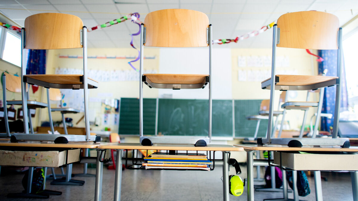 Die Klassenzimmer sind bereit für den Schulstart: Nach den Sommerferien beginnt für viele Kinder eine spannende und herausfordernde Zeit. Foto: Hauke-Christian Dittrich/dpa