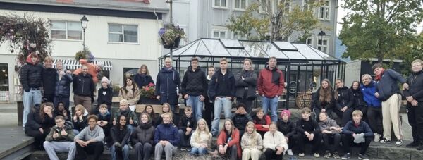 Elfen, Lavaströme und Geisterstadt: Oberschule Cuxhaven-Mitte begegnet Island
