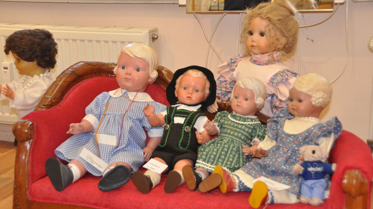 In der Puppenstube gibt es auch zahlreiche Schätzchen wie die Schildkröt-Puppen. Foto: Kramp