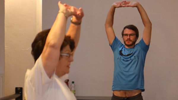 Qigong in Cuxhaven: CN/NEZ-Sportredakteur auf einer Reise durch den Körper