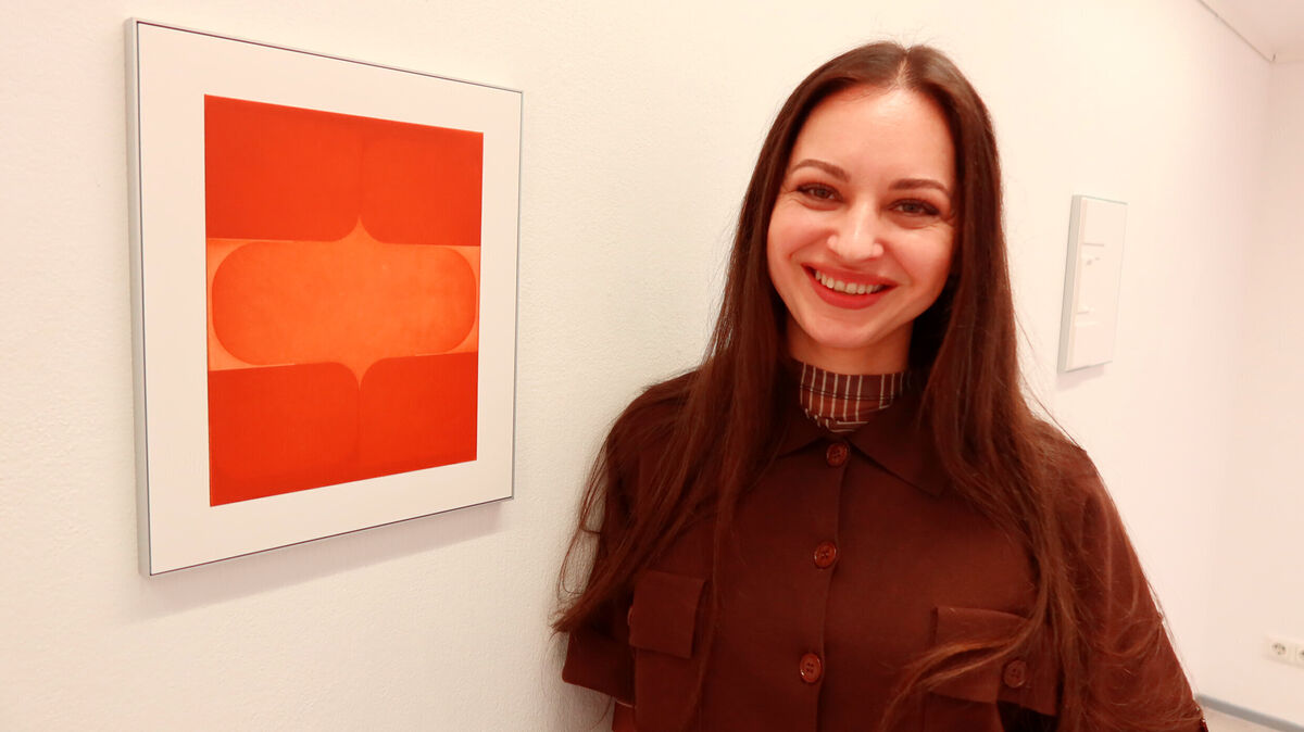 Irina Ojovan verbindet Druckgrafik und Malerei zu ruhigen, vielschichtigen Bildräumen. Jedes Material erhält bei ihr eine eigene „Stimme“. Foto: Tonn