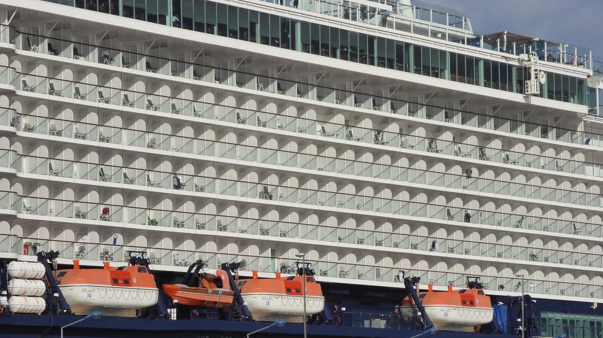 Einige Kabinen auf dem Kreuzfahrtschiff "Mein Schiff 3" sind noch belegt. Aber etwa die Hälfte der Besatzungsmitglieder haben bereits die Heimreise angetreten. Foto: Reese-Winne