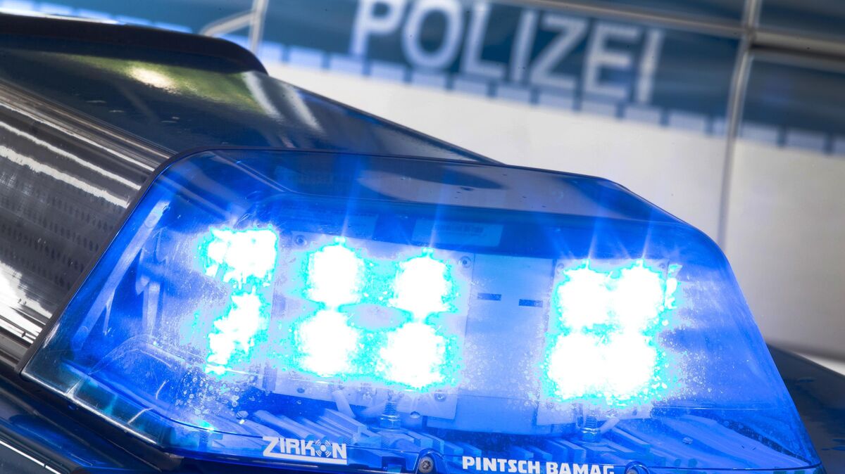 Die Polizei hat 21 Beherbergungsstätten und 186 Einzelhandelsbetriebe im Kreis Cuxhaven kontrolliert. Symbolfoto: Friso Gentsch/dpa