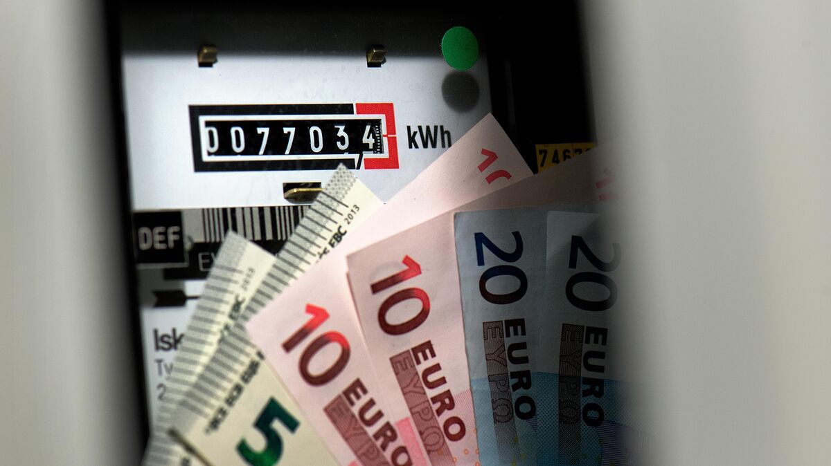 Wenn beim Zähler die Kosten steigen: Der Strompreis hat sich in den vergangenen 20 Jahren mehr als verdoppelt. Foto: Arno Burgi/dpa