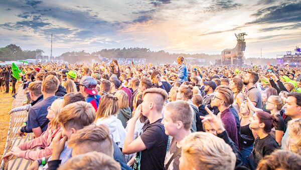 Angst vor Corona? Deichbrand-Macher bezieht Stellung vor Festival