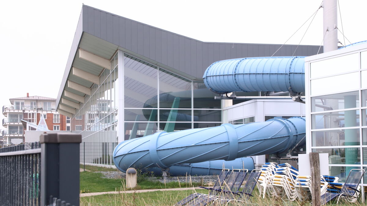Besuchermagnet im Kurteil Duhnen: das Thalassozentrum "ahoi!". Bei Sondierungsarbeiten in zum Ursprungsgebäude gehörenden Teilen waren im vergangenen Jahr Chlorideinträge im Beton festgestellt worden. Foto: Koppe