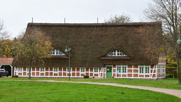 Neues Bündnis im Samtgemeinderat Börde Lamstedt: Neuer Ratsvorsitzender gewählt