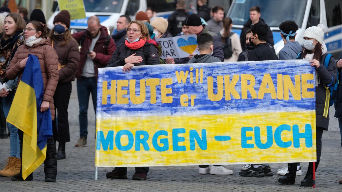 Der Krieg in der Ukraine schürt auch im Cuxland Ängste. Foto: Willnow/ dpa