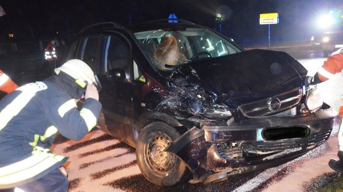 Auch dieses Fahrzeug war beteiligt an einem Unfall auf der Kreuzung in Osten. Foto: Lange