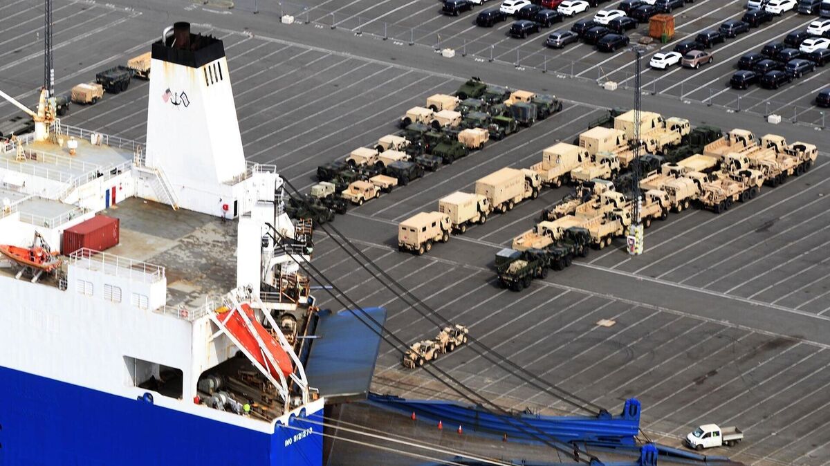Ertüchtigung des Hafens zur Nato-Drehscheibe: Der Senat verschiebt seine Entscheidung um eine Woche. Der 1. September galt offenbar als unpassender Termin für den Beschluss. Foto: Scheer