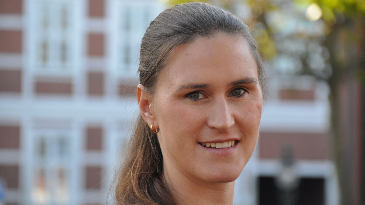 Julia Schiller ist die Gleichstellungsbeauftragte in der Samtgemeinde Land Hadeln und stellte bei der Samtgemeinderats-Sitzung den neuen Gleichstellungsplan vor. Foto: Kramp