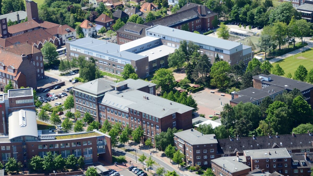 Das Schulviertel mit dem Amandus-Abendroth-Gymnasium rückt aktuell in den Fokus, weil an die Schülerschaft des Gymnasiums eine Drohmail ging. Archivfoto: Schröder