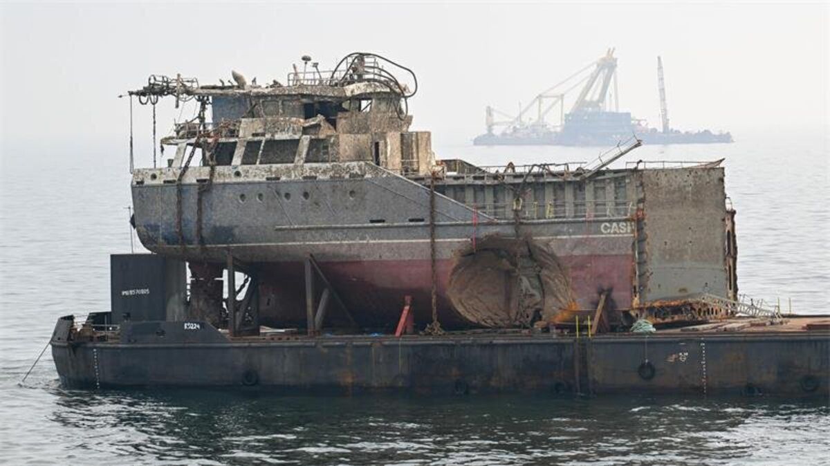 Das Wrack der „Verity“ wurde nach dem Schiffsunglück vor Helgoland in mehreren aufwendigen Bergungsarbeiten aus der Nordsee gehoben. Foto: Sina Schuldt/dpa