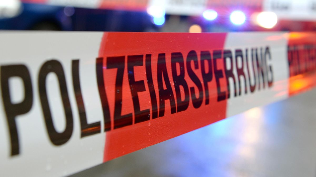 Nach dem Leichenfund im Watt vor Cuxhaven-Duhnen hat die Polizei Cuxhaven nun weitere Details zu dem Vorfall bekanntgegeben. Symbolfoto: Seeger/dpa