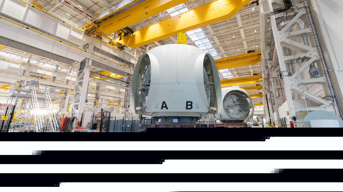 Mit einem Volumen von 25 Milliarden Euro ist das Auftragsbuch für die nächsten Jahre prall gefüllt, berichtete die Werksleitung am Mittwoch im Rahmen eines Rundgangs. Foto: Wirrwa