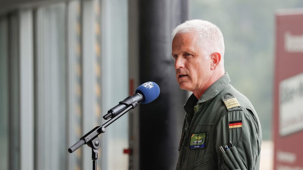 MFG-3-Kommodore Kapitän zur See Oliver Ottmüller sieht das Geschwader gut aufgestellt - aber auch die Einführung der Boeing P-8 „Poseidon“ bringe neue Herausforderungen mit sich, sagt er. Foto: MFG 3