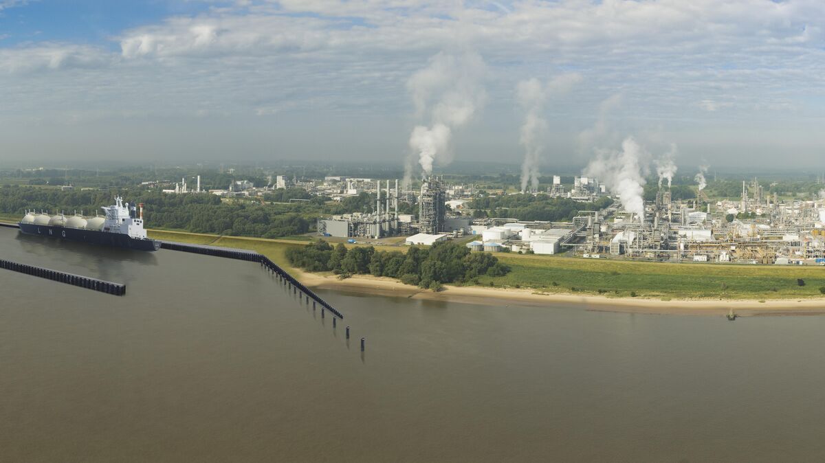 Das Terminal in Stade soll von der Hanseatic Energy Hub GmbH betrieben werden und voraussichtlich Ende 2023 zur Verfügung stehen. Fotomontage: Niedersachsen Ports (NPorts)