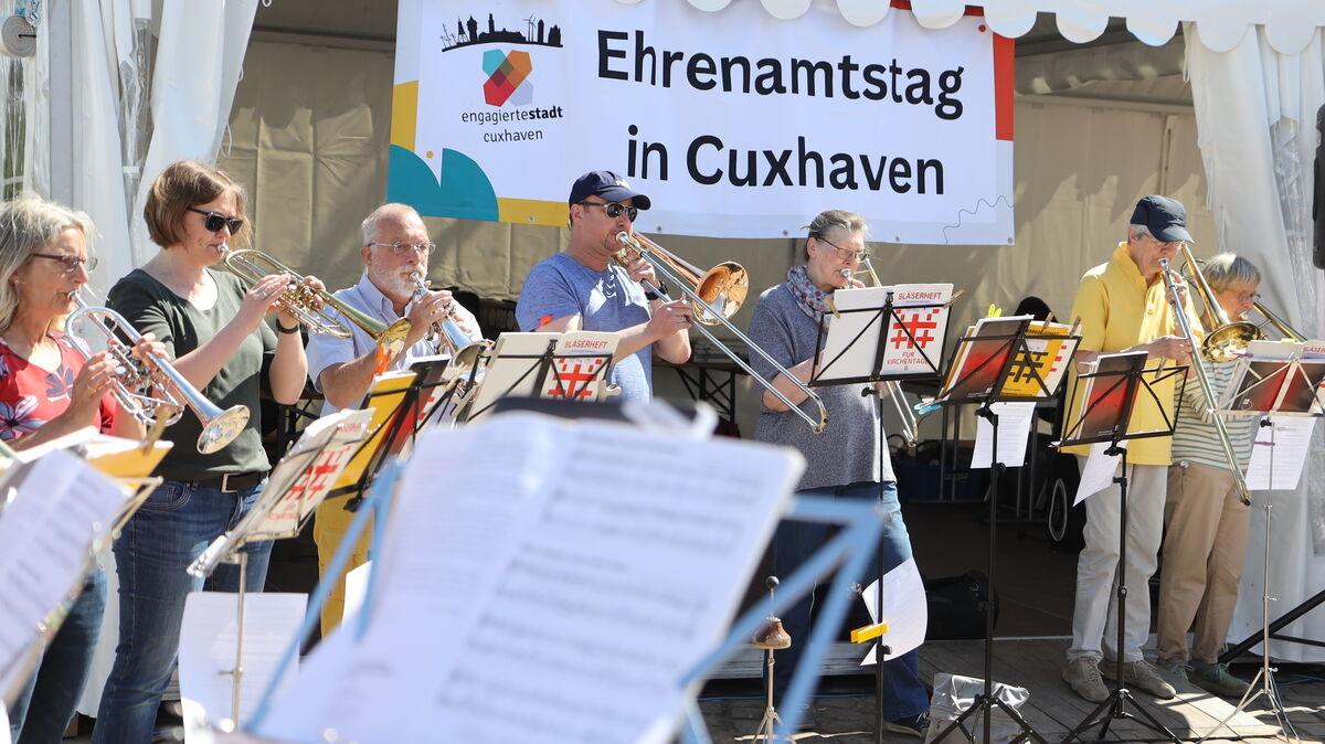 Der Posaunenchor Altenwalde sorgte zu Beginn der Veranstaltung für das musikalische Rahmenprogramm. Foto: Fischer