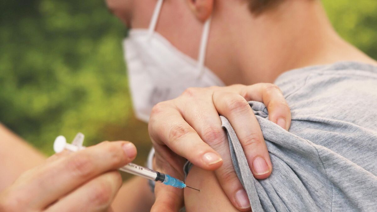 Insgesamt stehen für das gesamte Bundesgebiet nach Angaben des Bundesgesundheitsministeriums zunächst 2,2 Millionen Dosen des Impfstoffs für Kinder bereit. Foto: David Young
