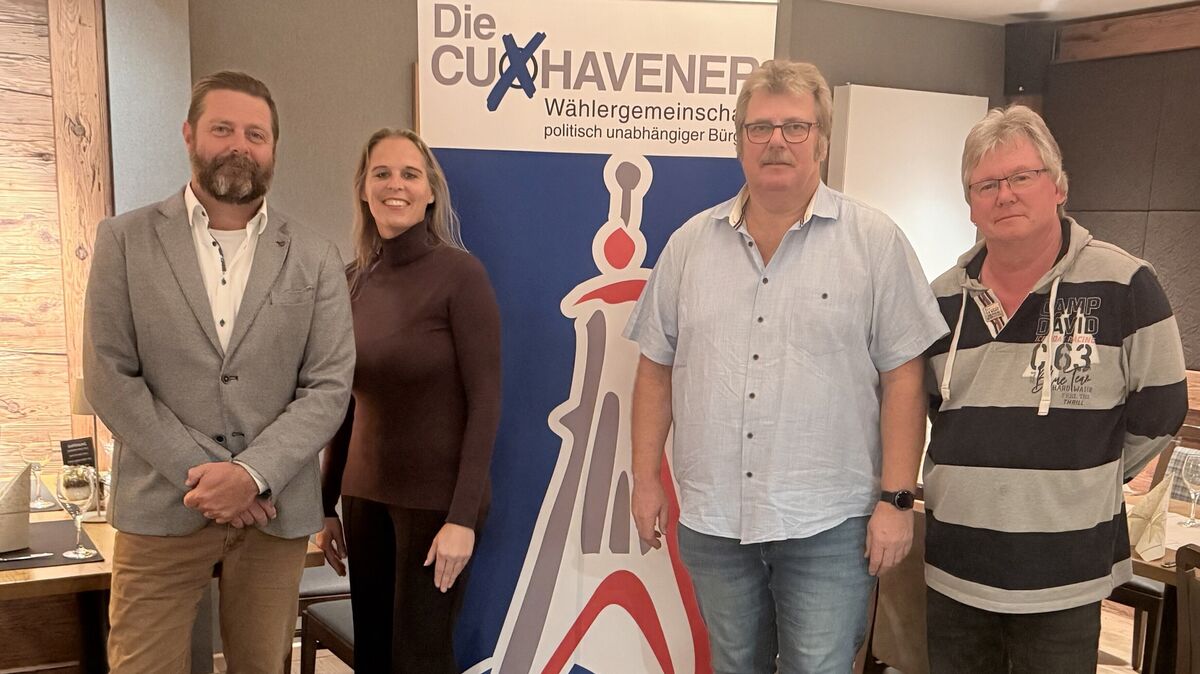 Der neue Vorstand der Wählergemeinschaft mit dem stellvertretenden Vorsitzenden Sebastian Schlagmann, der Vorsitzenden Franziska Schwedler, dem Kassenwart Peter Altenburg und Jörg Schmidt (Schriftführer, v. l.). Foto: Koppe