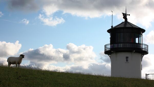Vor 40 Jahren: Als der Leuchtturm "Dicke Berta" in Altenbruch in Rente ging