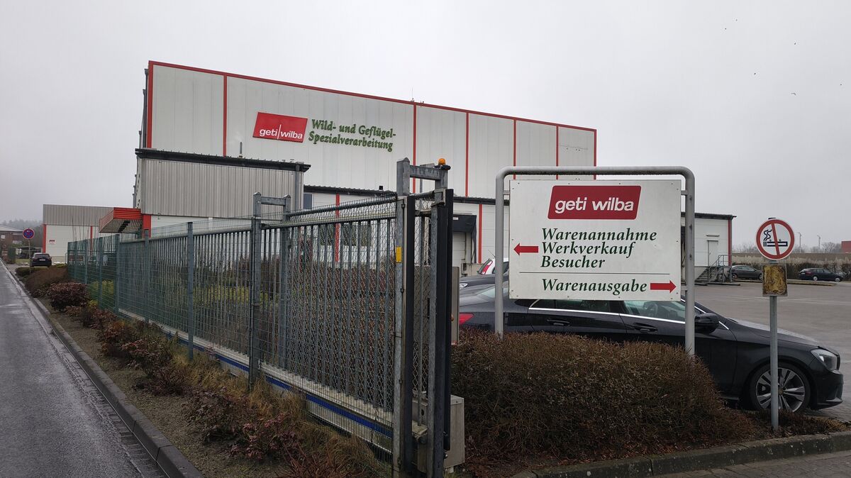 Der Bremervörder Standort der Geti Wilba GmbH wird in Kürze geschlossen. Die Schlachtung und Verarbeitung soll künftig komplett an den Cuxhavener Standort verlegt werden. Foto: Theo Bick