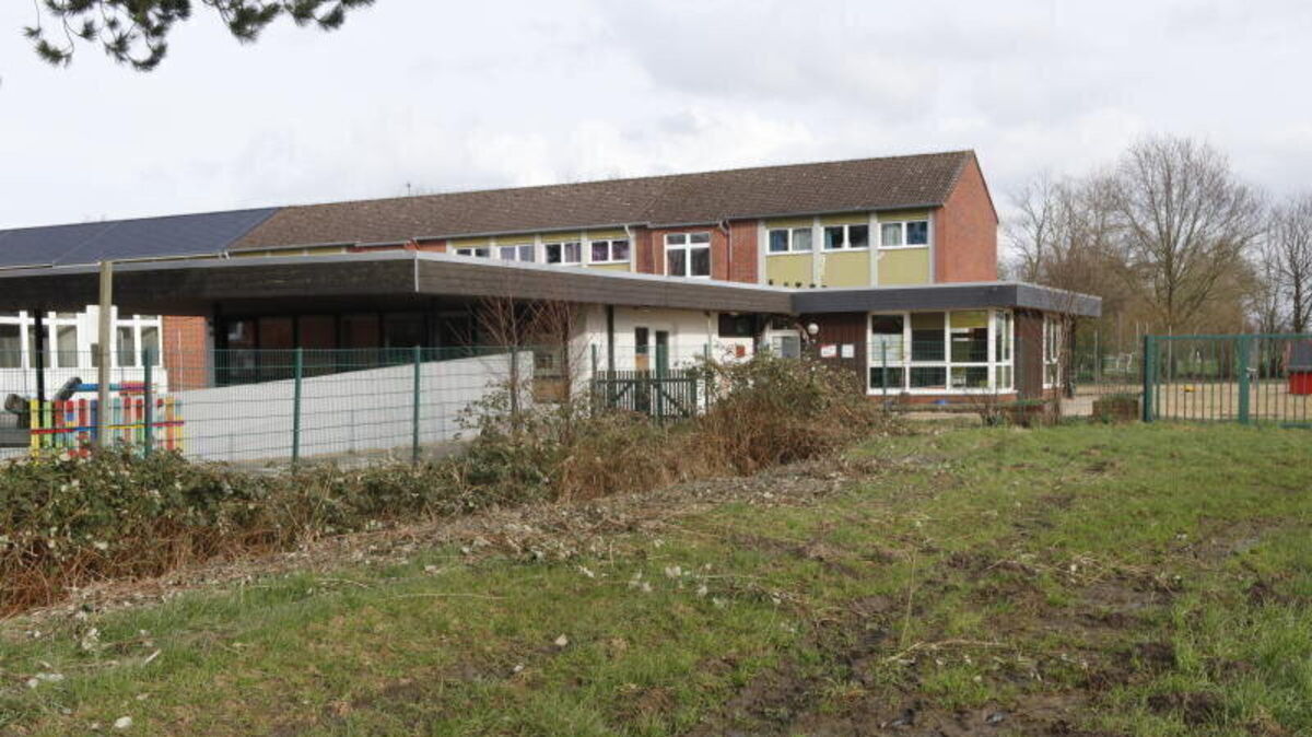 Die DRK-Kindertagesstätte in Lüdingworth braucht nicht nur Platz, das Gebäude ist in die Jahre gekommen. Die Zeichen stehen nun auf Neubau. Foto: Koppe