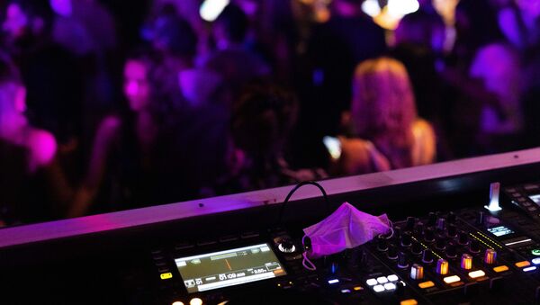 Regel-Chaos im Kreis Cuxhaven: Gericht sorgt für Verwirrung bei Disco-Gästen