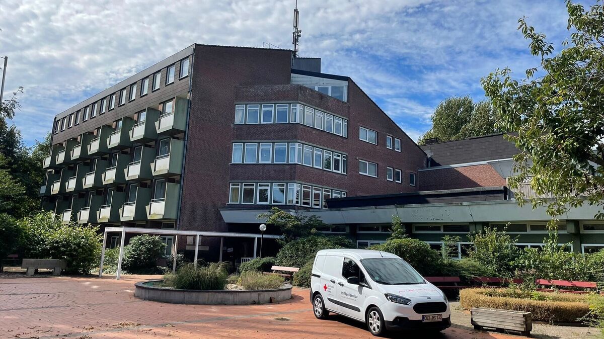 Das Deutsche Rote Kreuz Cuxhaven/Halden möchte den Komplex am Süderwall gern verkaufen. Foto: Kramp