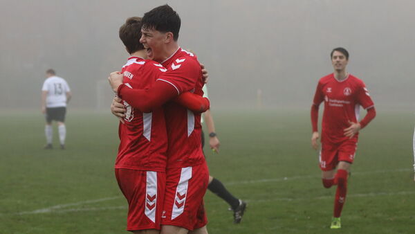 Rot-Weiss Cuxhaven kommt in Fahrt: Viererpack von Luca Mittelstädt