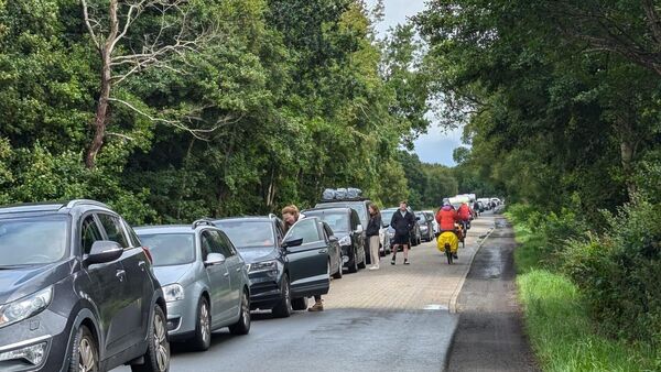 Tipps zur Deichbrand-Anreise 2025: So geht es möglichst stressfrei zum Festival