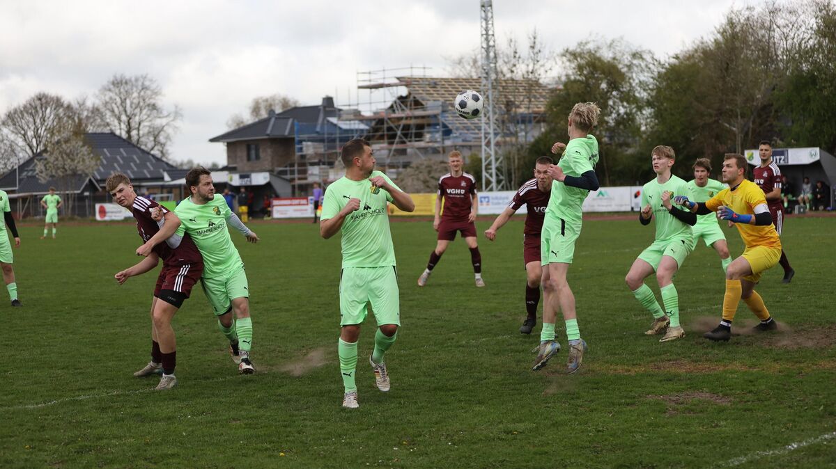 Der FC Wanna/Lüdingworth empfängt am Sonntag die SG Basbeck-Osten/Hemmoor in der Kreisliga Cuxhaven. Foto: Unruh