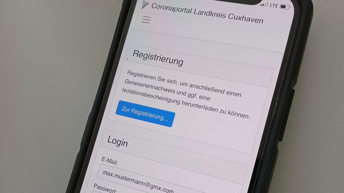 Wenige Schritte und ein Smartphone oder PC reichen zukünftig aus, um die Isolationsbescheinigung zu erhalten. Foto: Landkreis