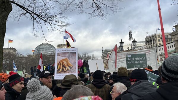 Einmal Berlin und zurück - Ein Rückblick auf den Aufschrei der Landwirte im Cuxland