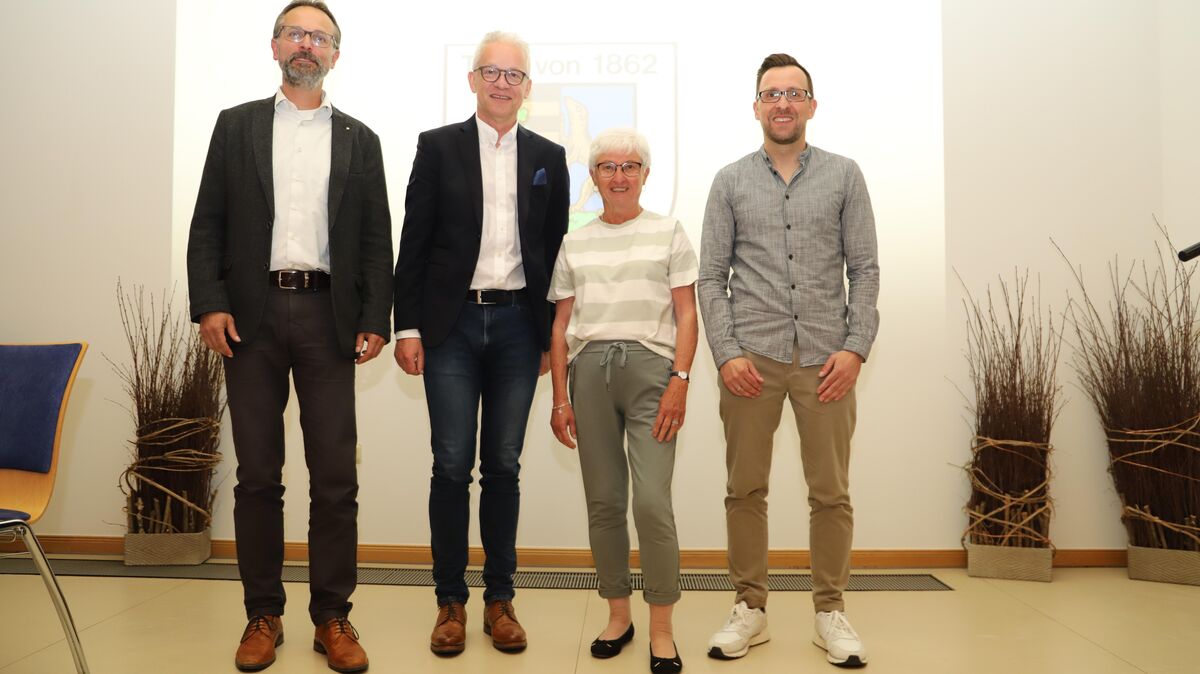 Geschäftsführer Maik Schwanemann, 1. Vorsitzender Jens-Peter Schütz, 3. Vorsitzende Elke Schellenbach und der 2. Vorsitzende Tobias Wolter (v.l.). Foto: Witthohn