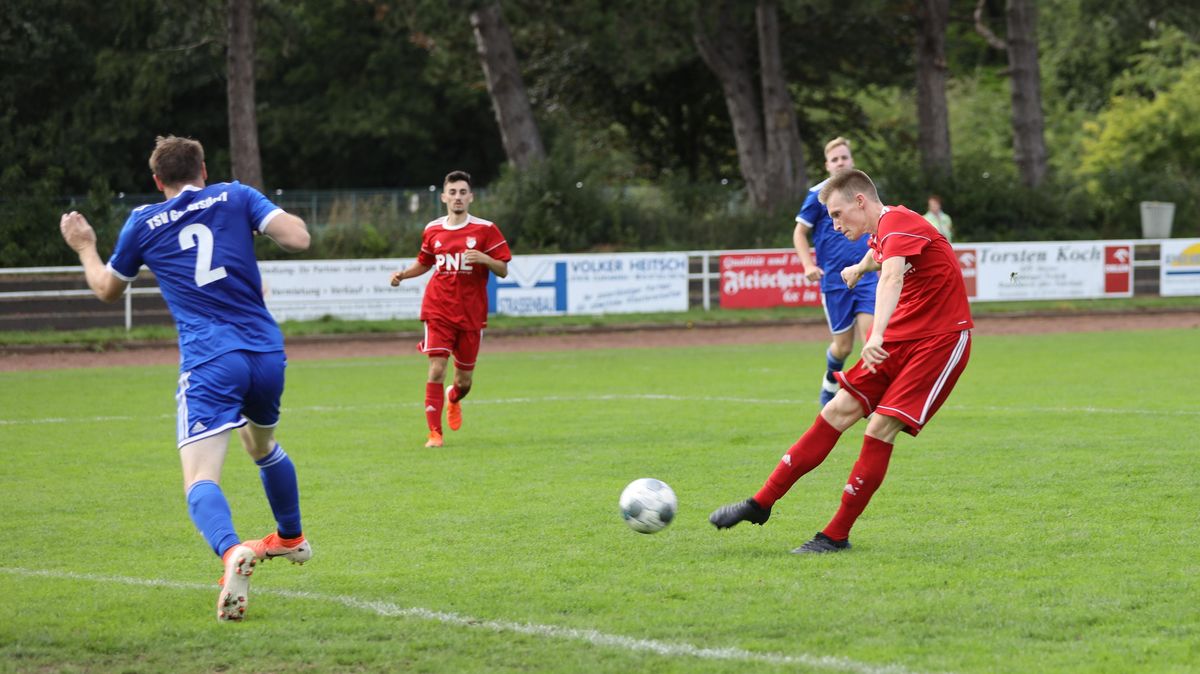 Tammo Rosenberg fiel mehrere Monate mit einem Kreuzbandriss aus. Nun will der Torjäger des TSV Altenwalde wieder angreifen. Foto: Archiv
