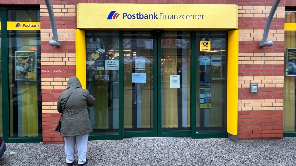 Die Postbank-Filiale in Cuxhaven ist bei den Bürgern ein beliebter Standort. Foto: Grell