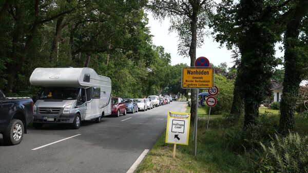 Stundenlange Wartezeiten beim Deichbrand: Festival erklärt Probleme bei der Anreise