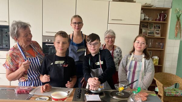 Ferienprogramm in Hemmoor: Kochgruppe bringt Kinder an den Herd