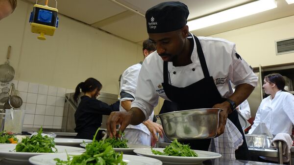 Miteinander fördern: Deutsch-südafrikanische Cooking Competition an den BBS Cuxhaven