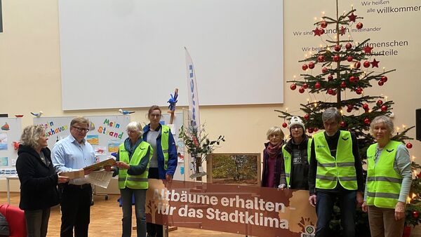 Regenrückhaltebecken für Groden: Bürger kämpfen für Waldrettung in Cuxhaven