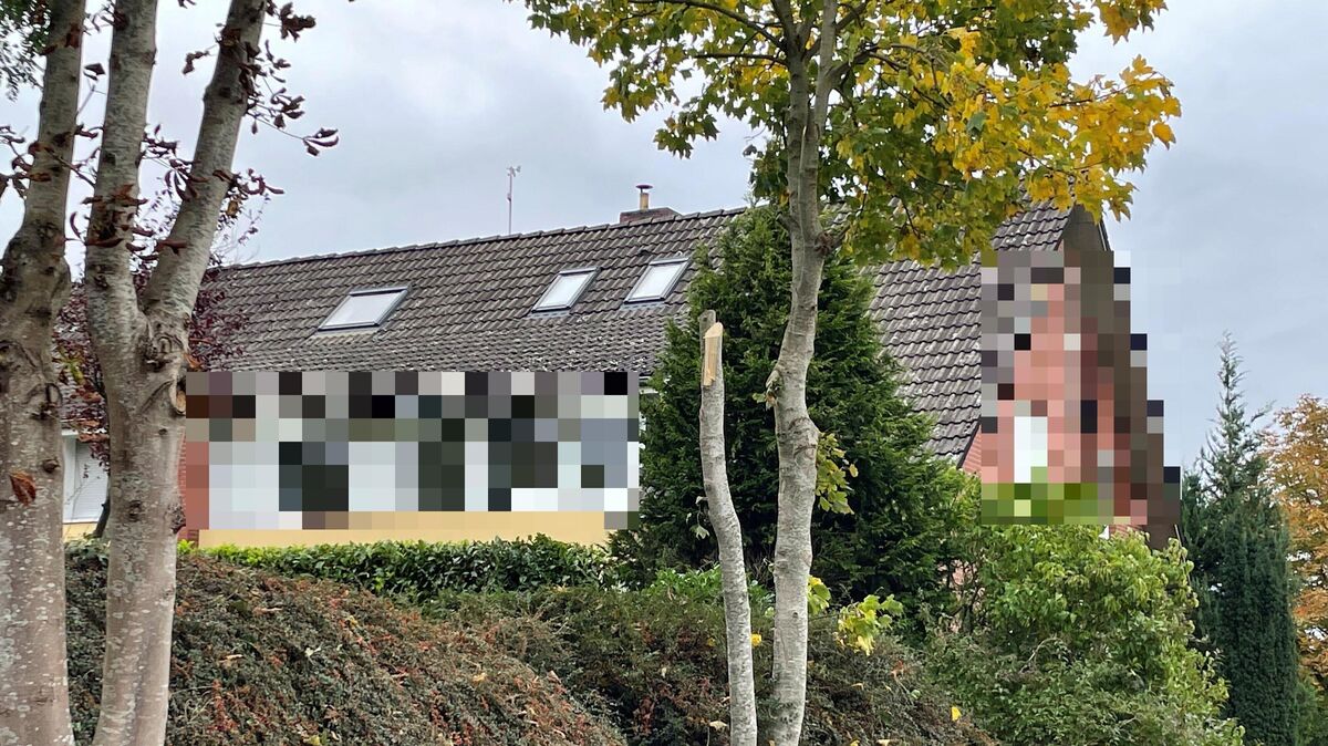 Mit großen Erwartungen waren Luisa K. und ihr Partner im Herbst 2024 in eine Wohnung in diesem Haus eingezogen. Doch schon bei der ersten Begehung habe sie ein "komisches Bauchgefühl gehabt", erinnert sich die junge Frau. Foto: Koppe