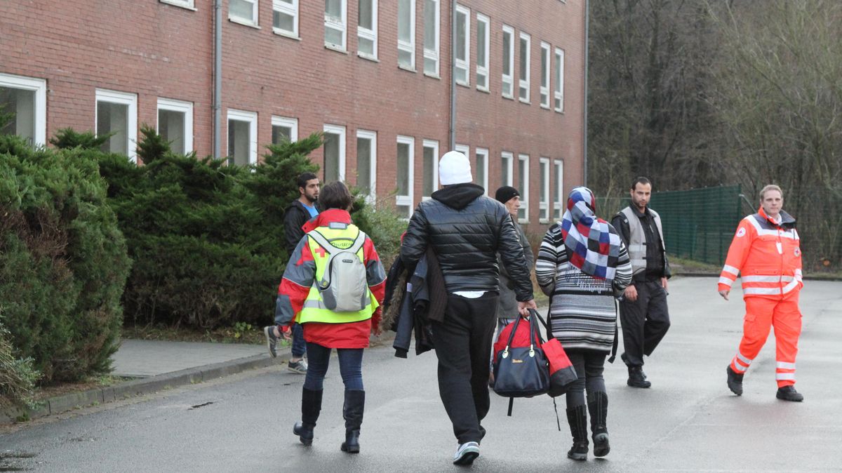 Die Notunterkunft in Altenwalde, die 2015 errichtet wurde, soll dieses Mal nicht genutzt werden, wenn Flüchtlinge aus Moria in die Stadt kommen. Foto: Reese-Winne