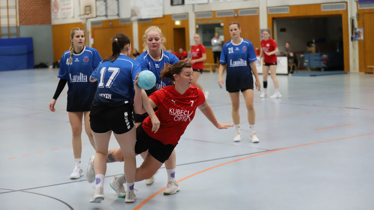 Kann sich Verena Schneider am Sonnabend gegen Horneburg so in Szene setzen, wie bei dieser Aktion? Foto: Witthohn