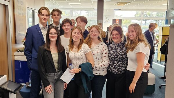 Planspieler ohne "Verlierer": Otterndorfer Schüler entwickeln und vermarkten Produkt