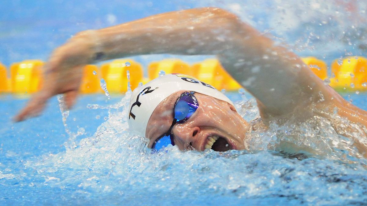 Ihre Paradedisziplin: Über die 50 Meter Freistil war Dorothea Brandt jahrelang das Maß aller Dinge in Deutschland. Noch heute hält sie mit der Nationalmannschaft den Deutschen Rekord über 4x50 m Freistil (25-m-Bahn). Foto: Hannibal Hanschke/dpa