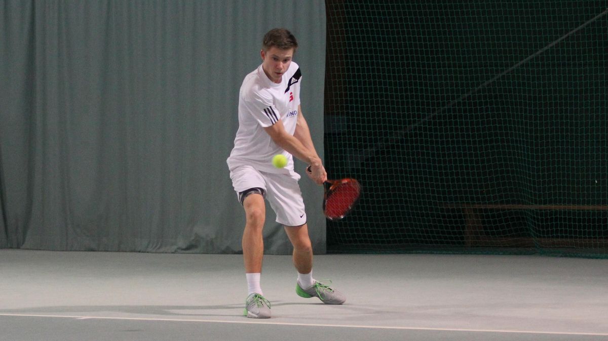 SW-Spitzenspieler Felix Palmen gewann drei seiner sechs Einzel. Foto: Witthohn