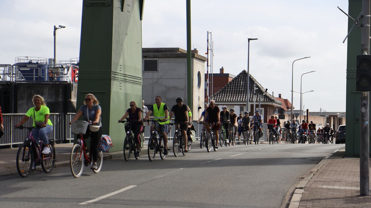 Laut des ADFC-Fahrradklima-Tests ist Cuxhaven noch weit entfernt von einer fahrradfreundlichen Stadt. Foto: Fischer