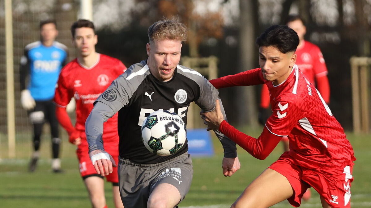 Nun ist es amtlich: Der TSV Sievern wird nicht in die Landesliga aufsteigen. Beim FC Cuxhaven und Rot-Weiss Cuxhaven dürfte diese Nachricht mit Wohlwollen aufgenommen worden sein. Foto: Unruh